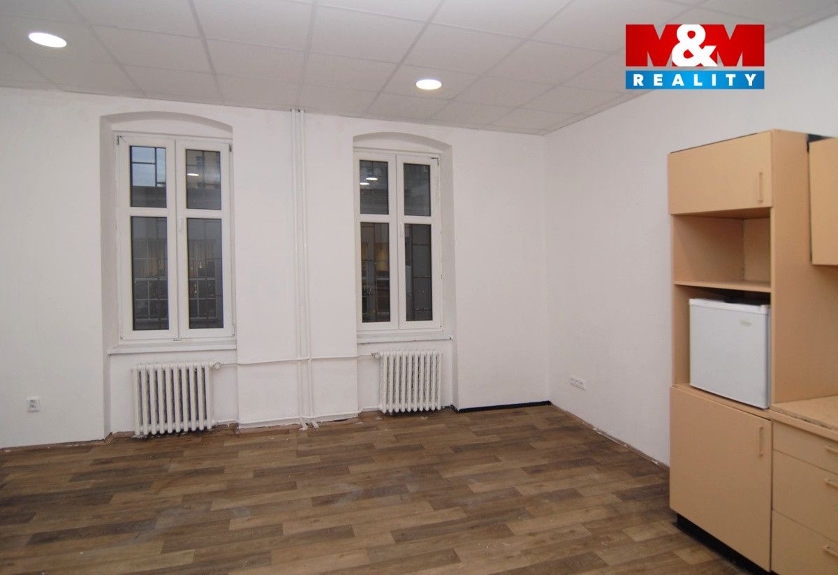 11N_4613.jpg