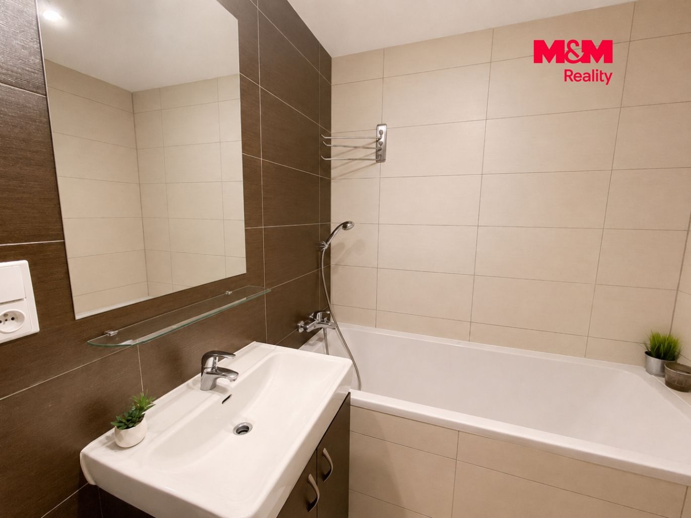 955880 - Pronájem bytu 2+kk, 46 m², Praha, ul. Jeremiášova