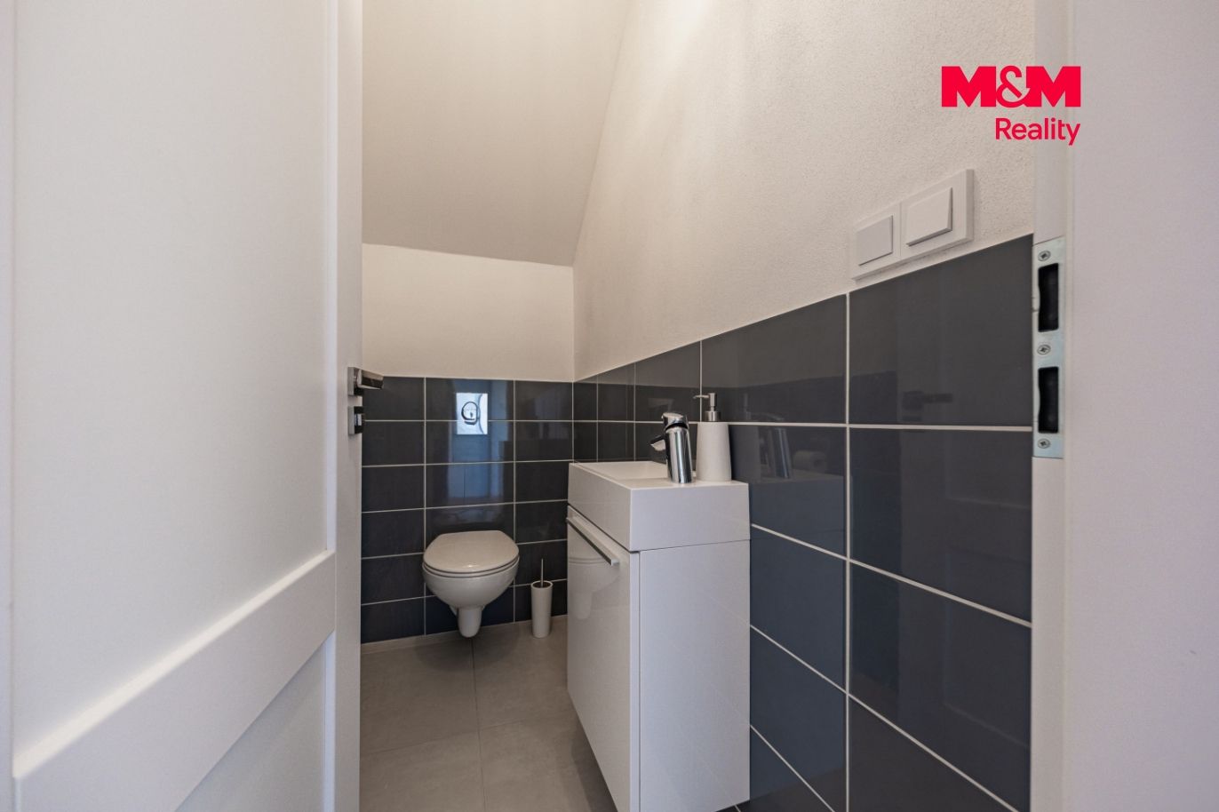 Prodej rodinného domu, 221,47 m², Dolní Lomnice, ul. Smrková