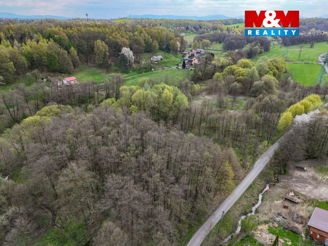 Pohled na pozemek