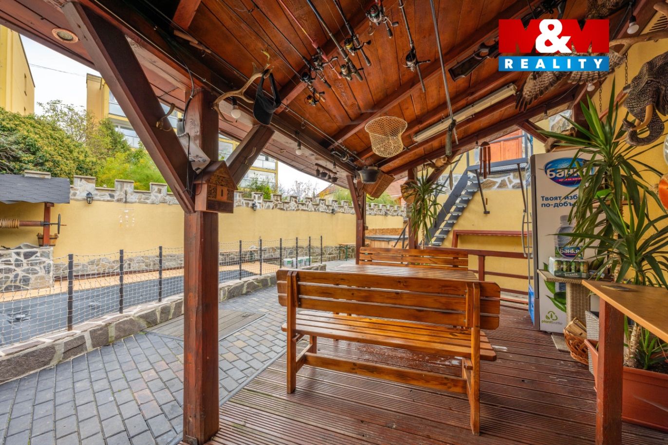 Pergola