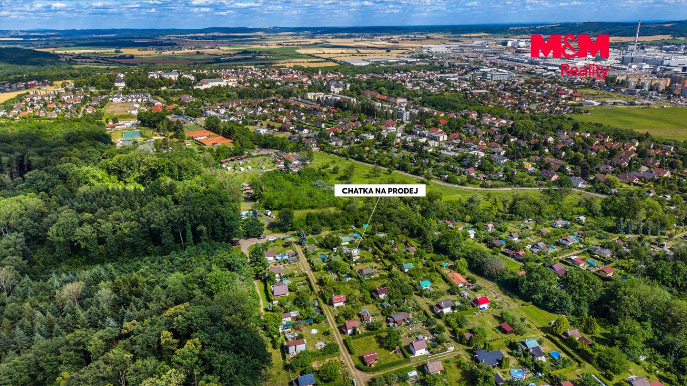 Pohled na zahradu a okolí