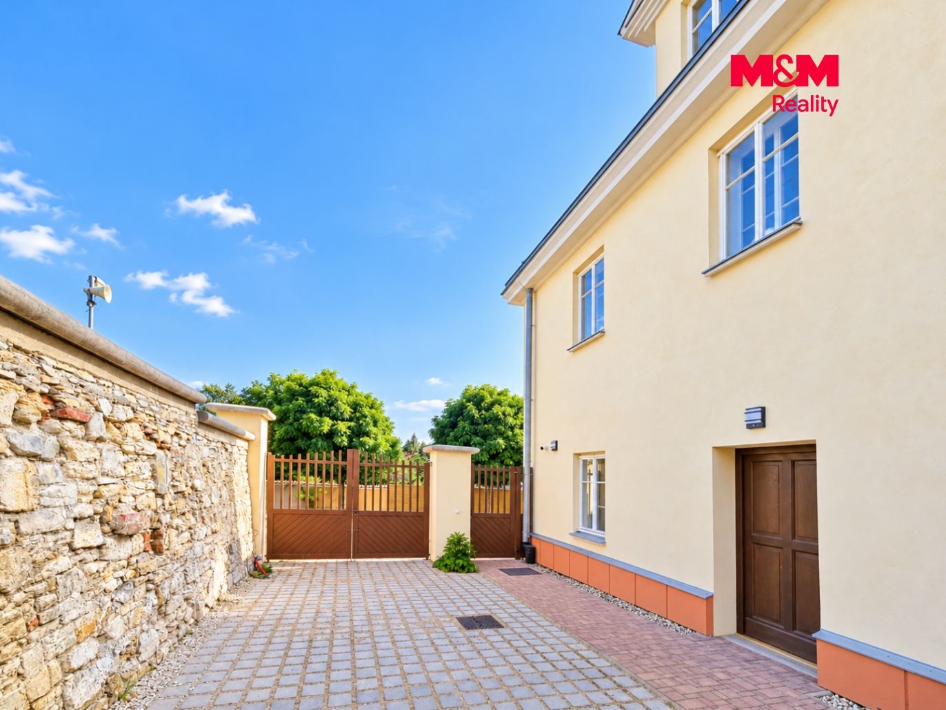 Pronájem bytu 2+kk, 40 m2, Studeněves
