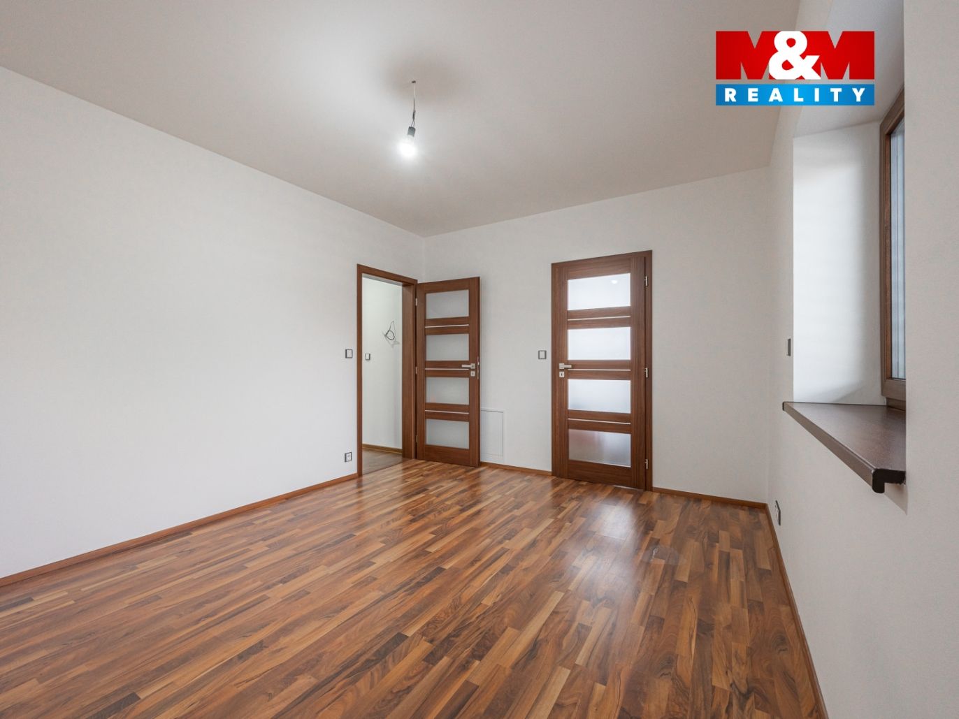 Prodej rodinného domu, 450 m², Neustupov