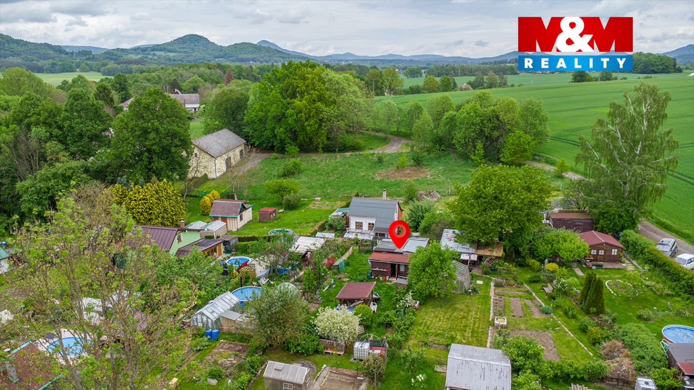 pohled na pozemek