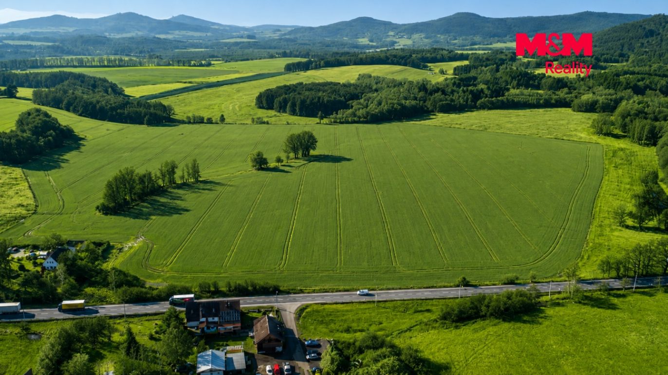 pohled na pozemek 6