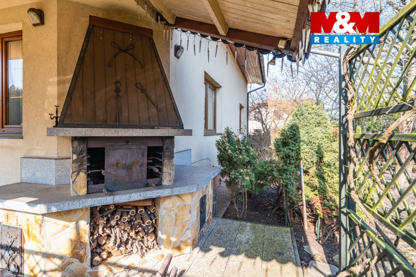 Pronájem rodinného domu, 220 m², Praha, ul. Markvartická