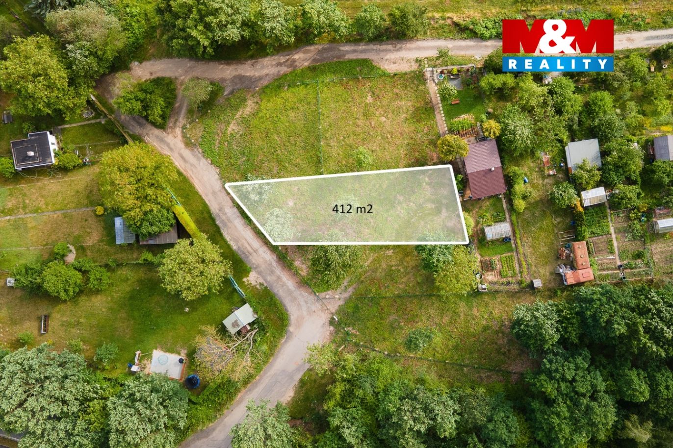 Pardubičky.zahrádka.412m2.jpg