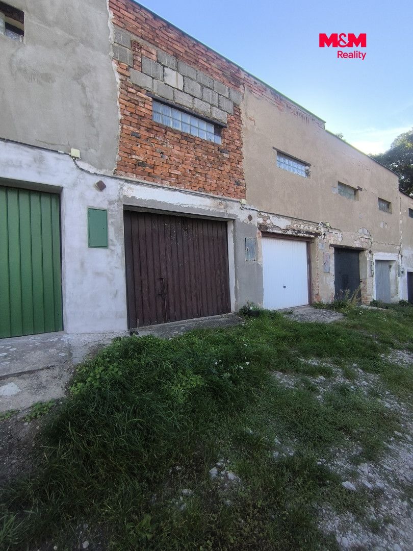 Pohled zvenčí