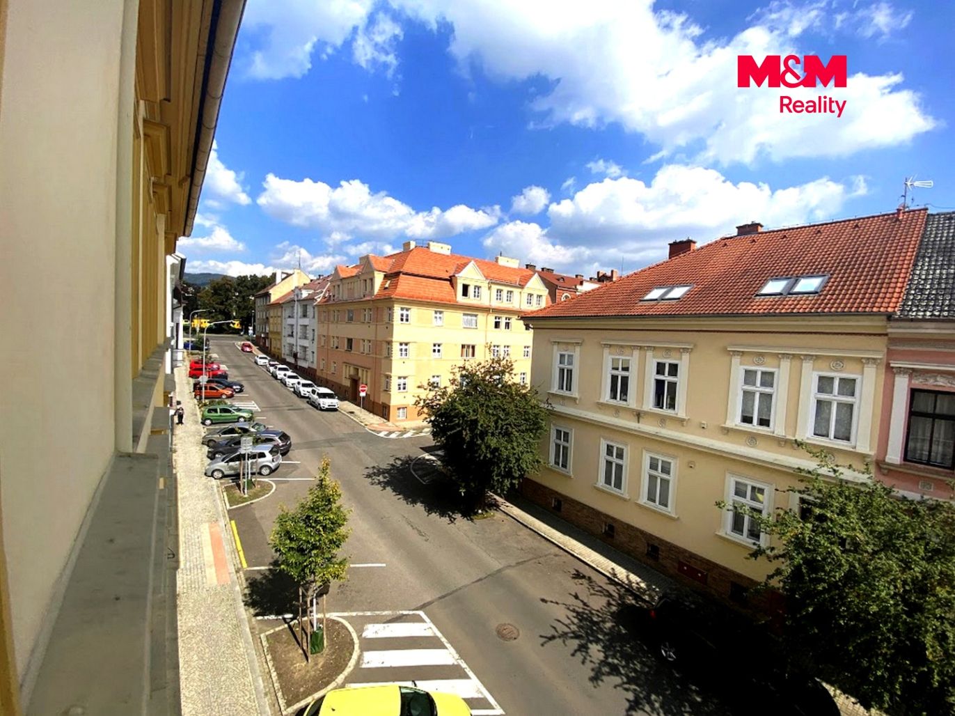f38d4708-a0cf-4e1f-a3b7-44cc090ffe0d.jpg