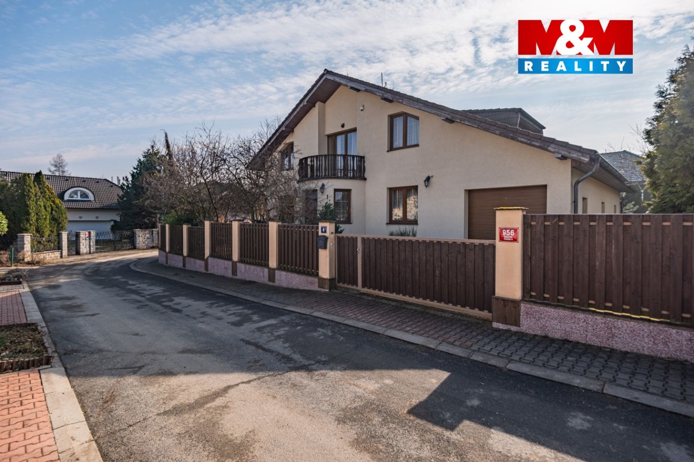 Pronájem rodinného domu, 220 m², Praha, ul. Markvartická