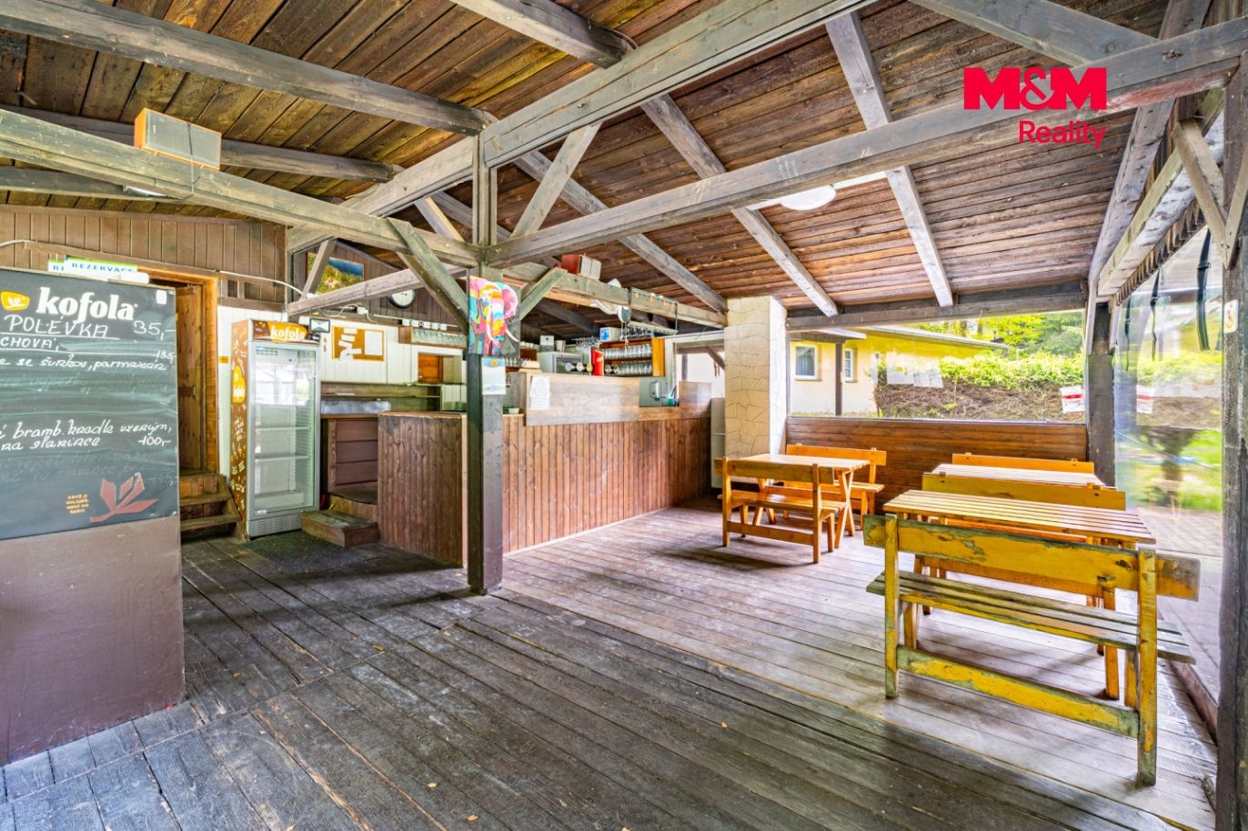 Pronájem rekreačního areálu- kemp, 795 m², Mezirolí