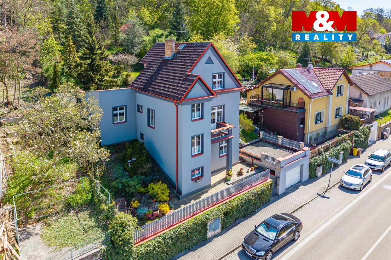 dům