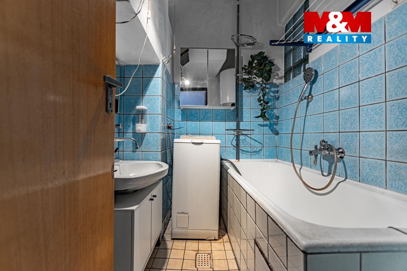 EOSR7322-HDR.jpg