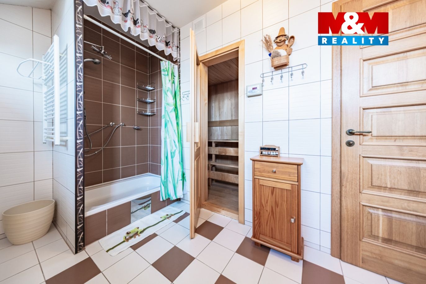 Pronájem rodinného domu, 220 m², Praha, ul. Markvartická