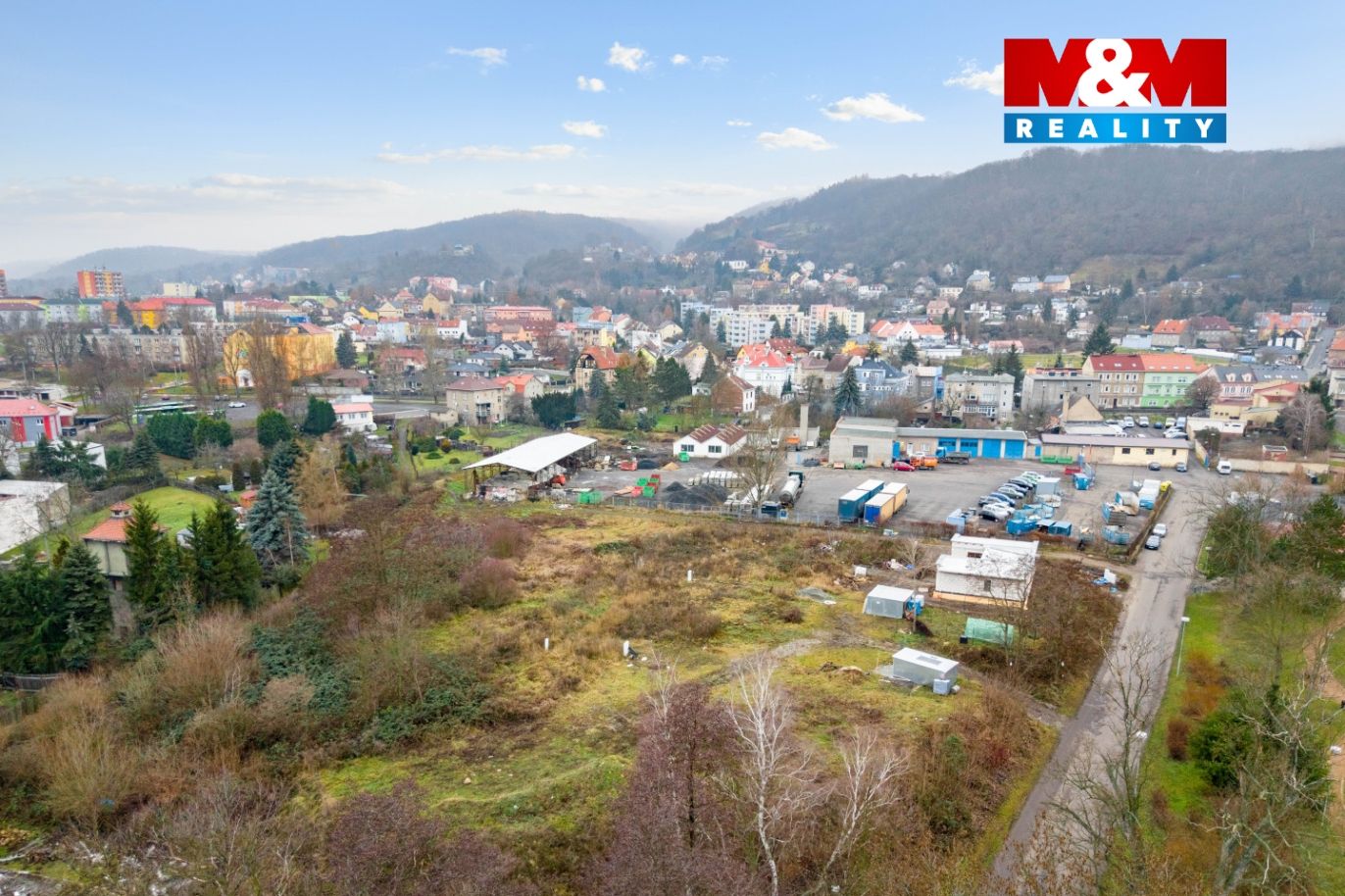 Pohled na pozemek