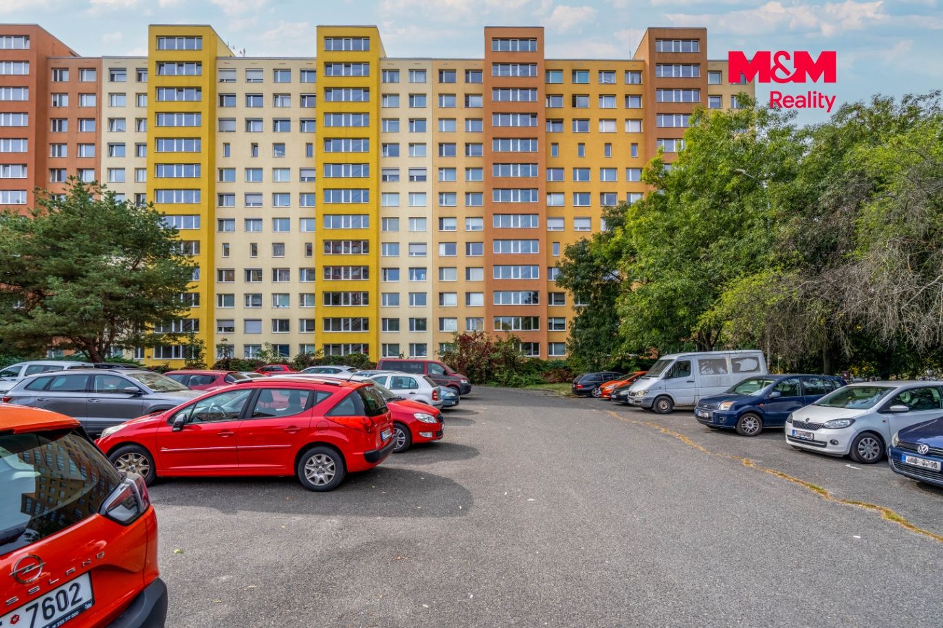 Dům