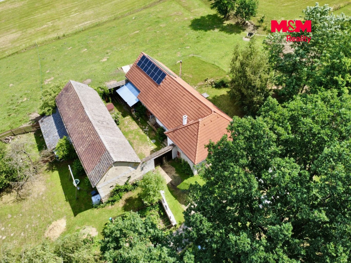 Prodej zemědělské usedlosti s pozemky 37992 m², Světce