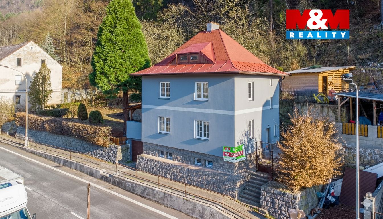 Dům