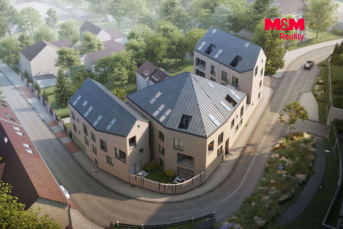 střížkovský dvůr.jpg II.jpg