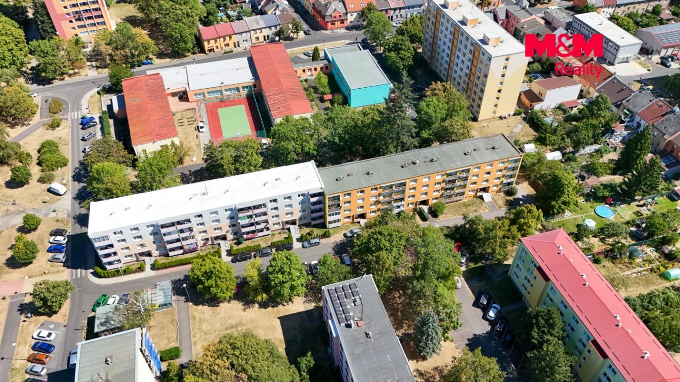 Dům