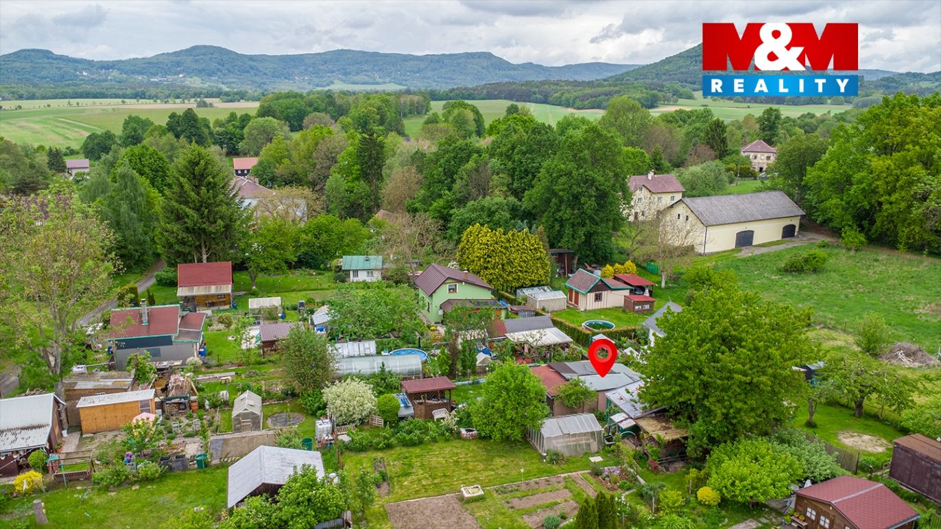 pohled na pozemek