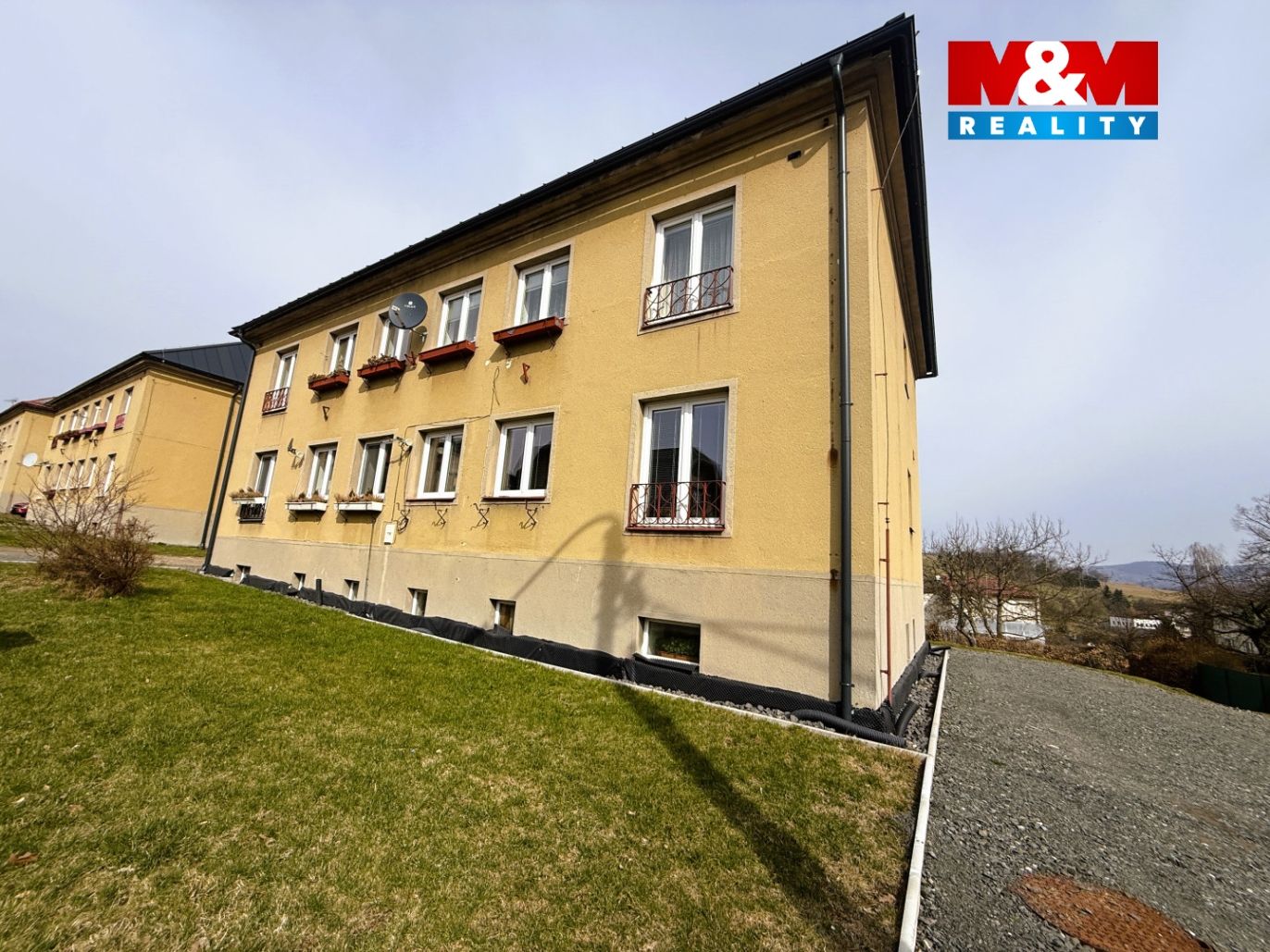 dům