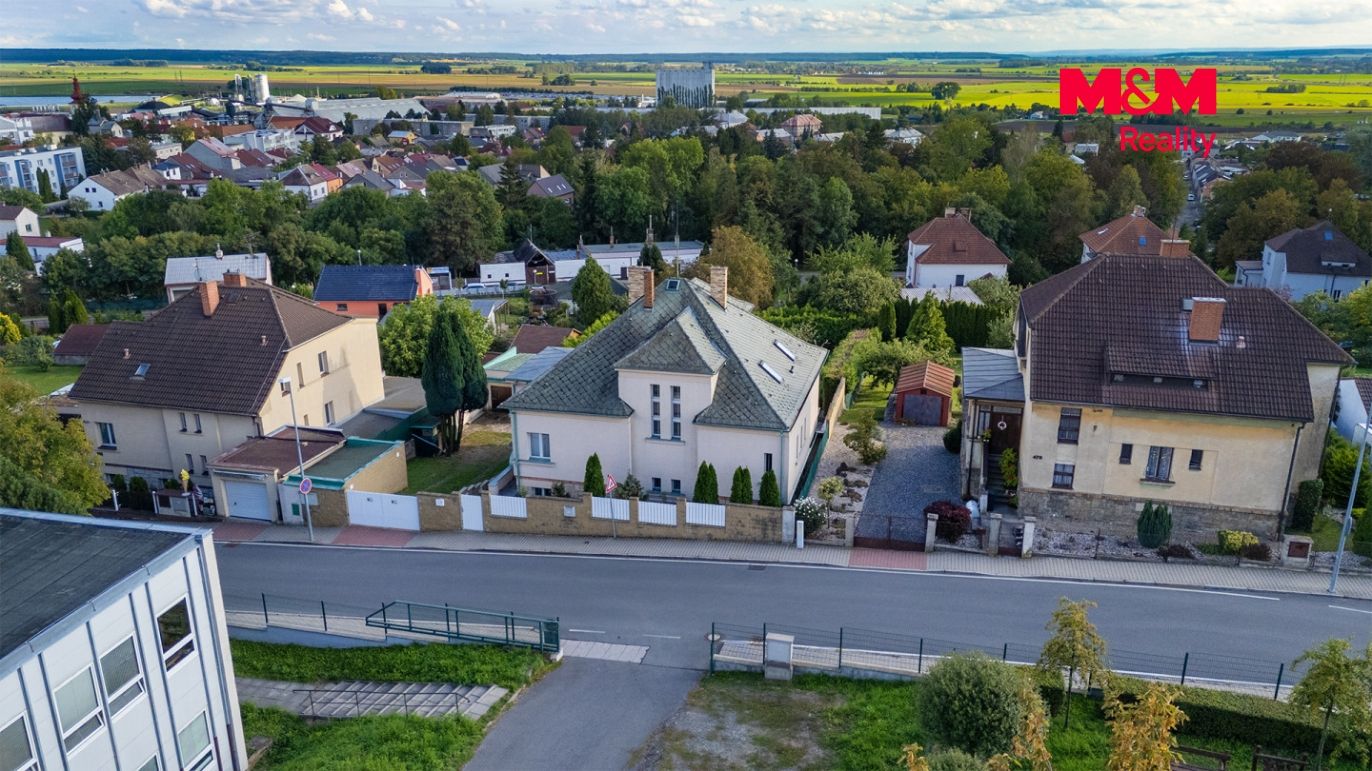 Dům