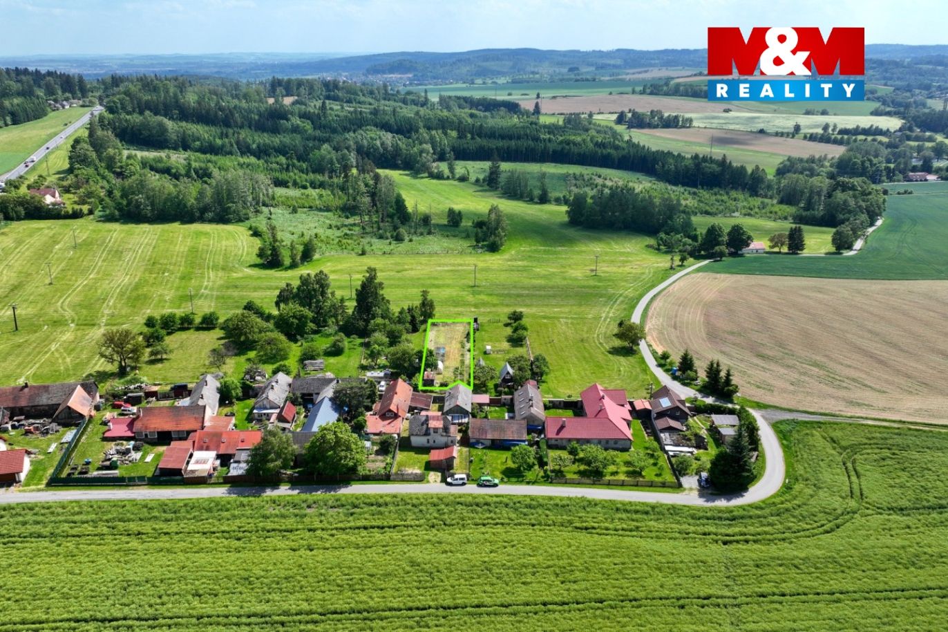zahrada a okolí
