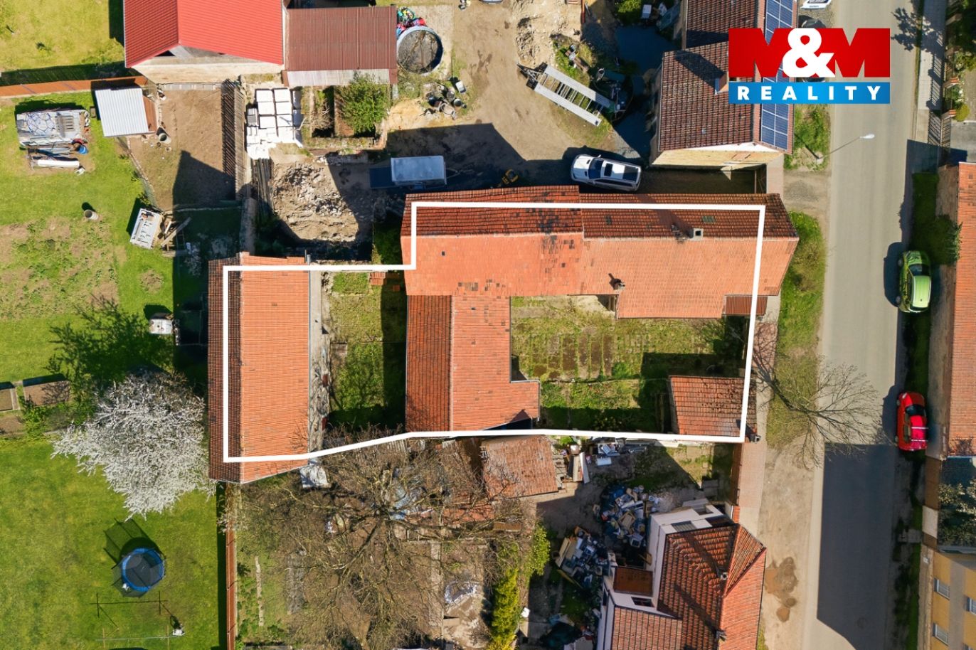 Realitni╠ü fotografie - Kne╠îz╠îeves - Jana Habartova╠ü - 22.jpg