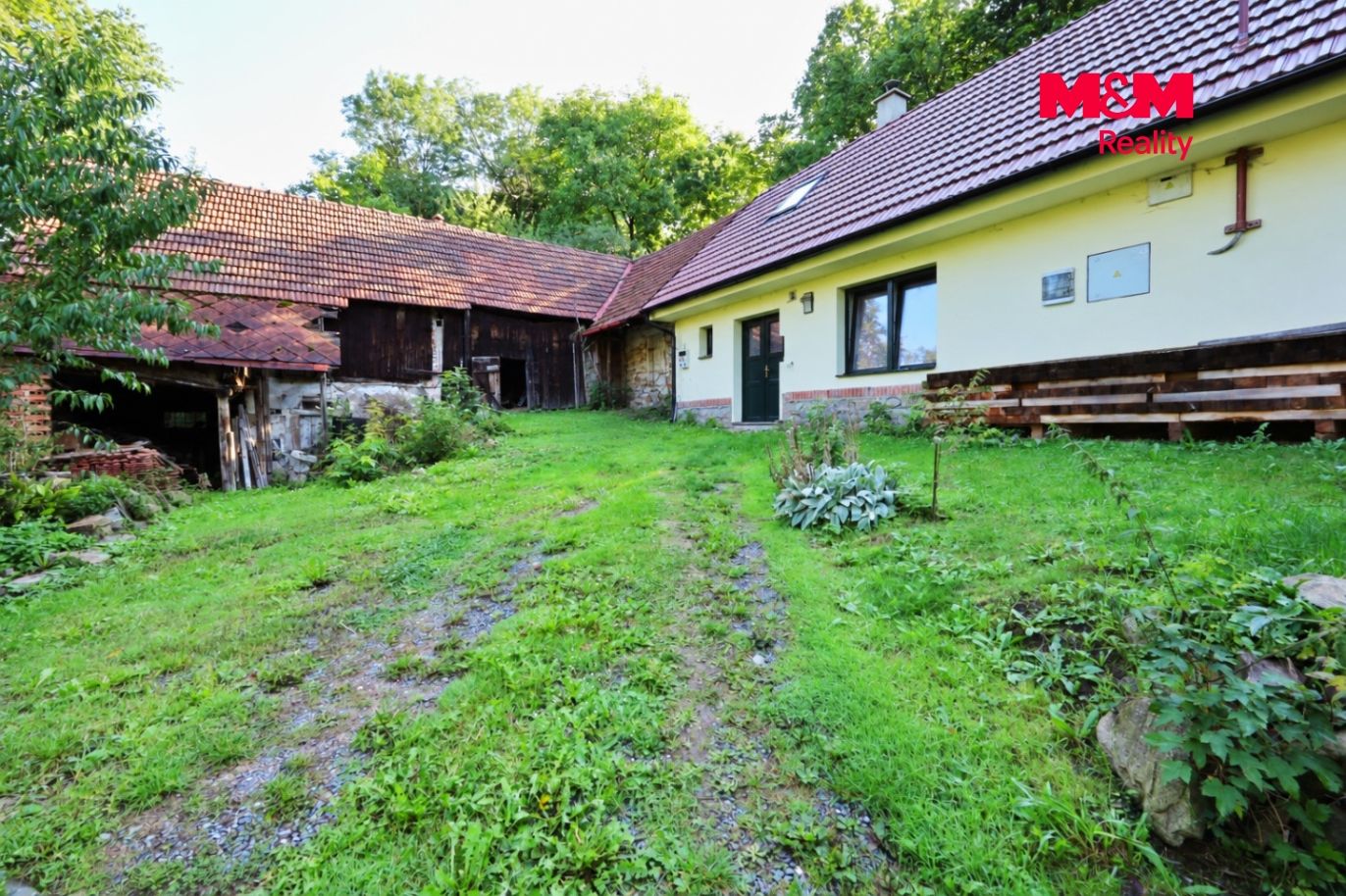dům