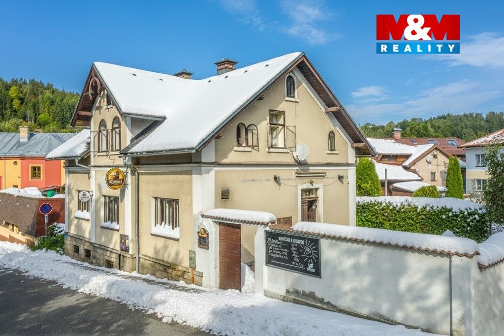 dům
