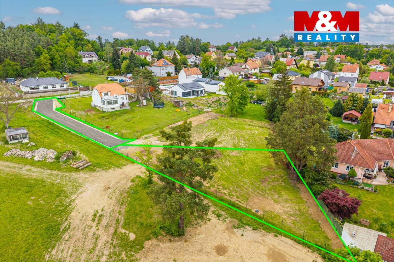 943071 - Prodej pozemku k bydlení, 1055 m², Bukovany