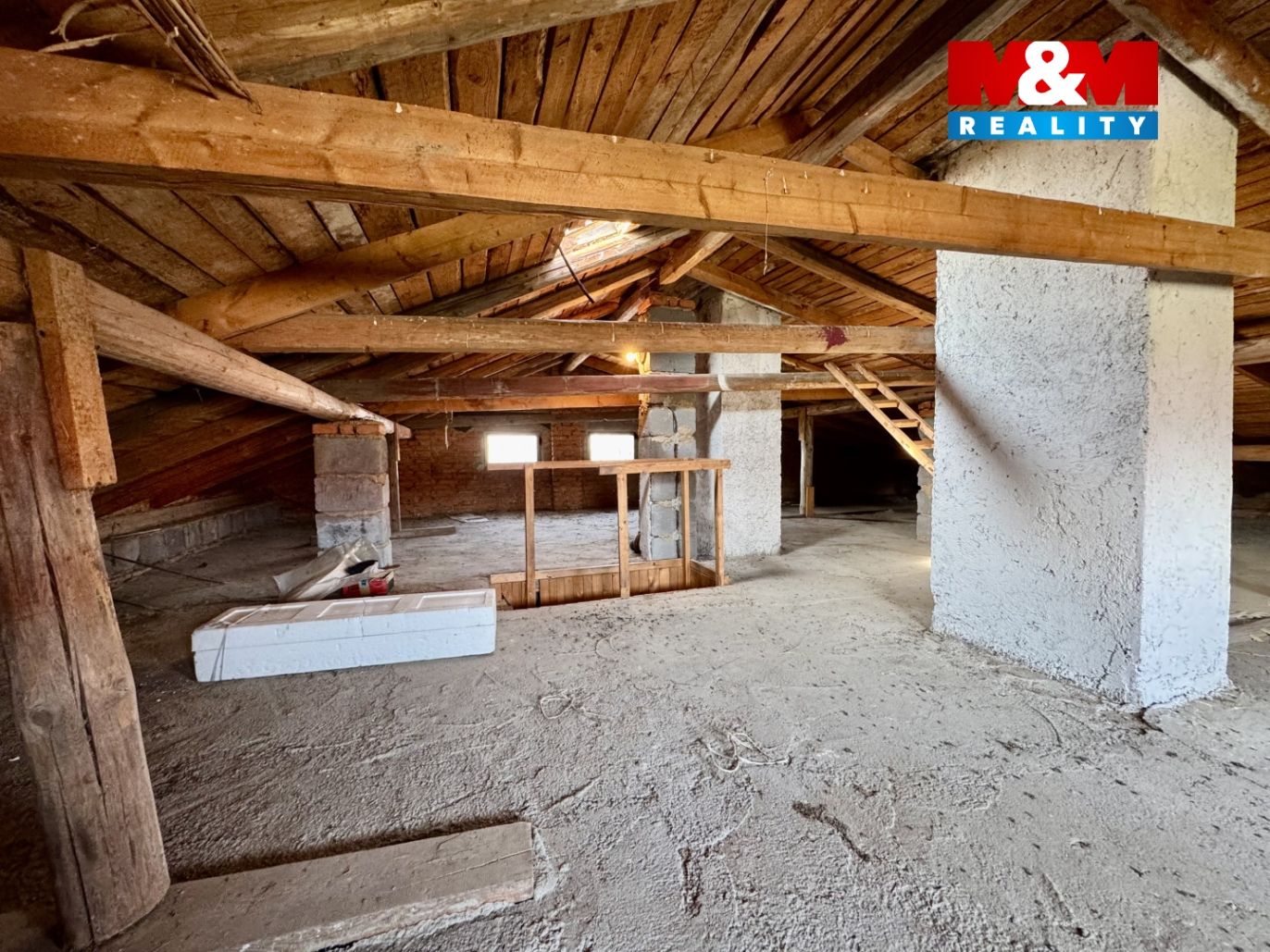 Prodej rodinného domu, 273 m², Světnov