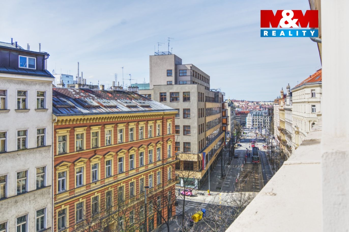 Vinohradska 10.jpg