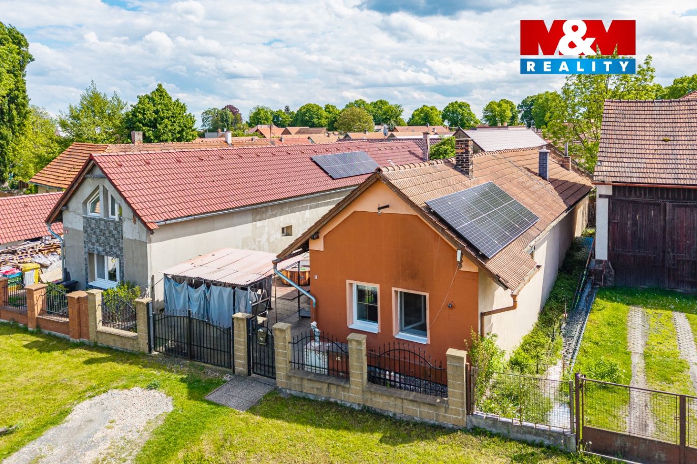 dům