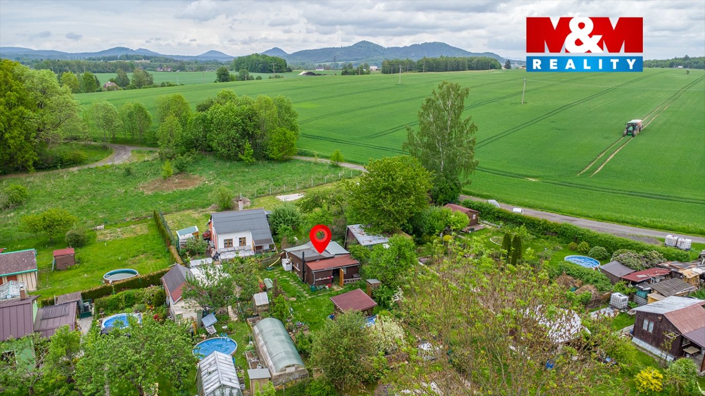pohled na pozemek