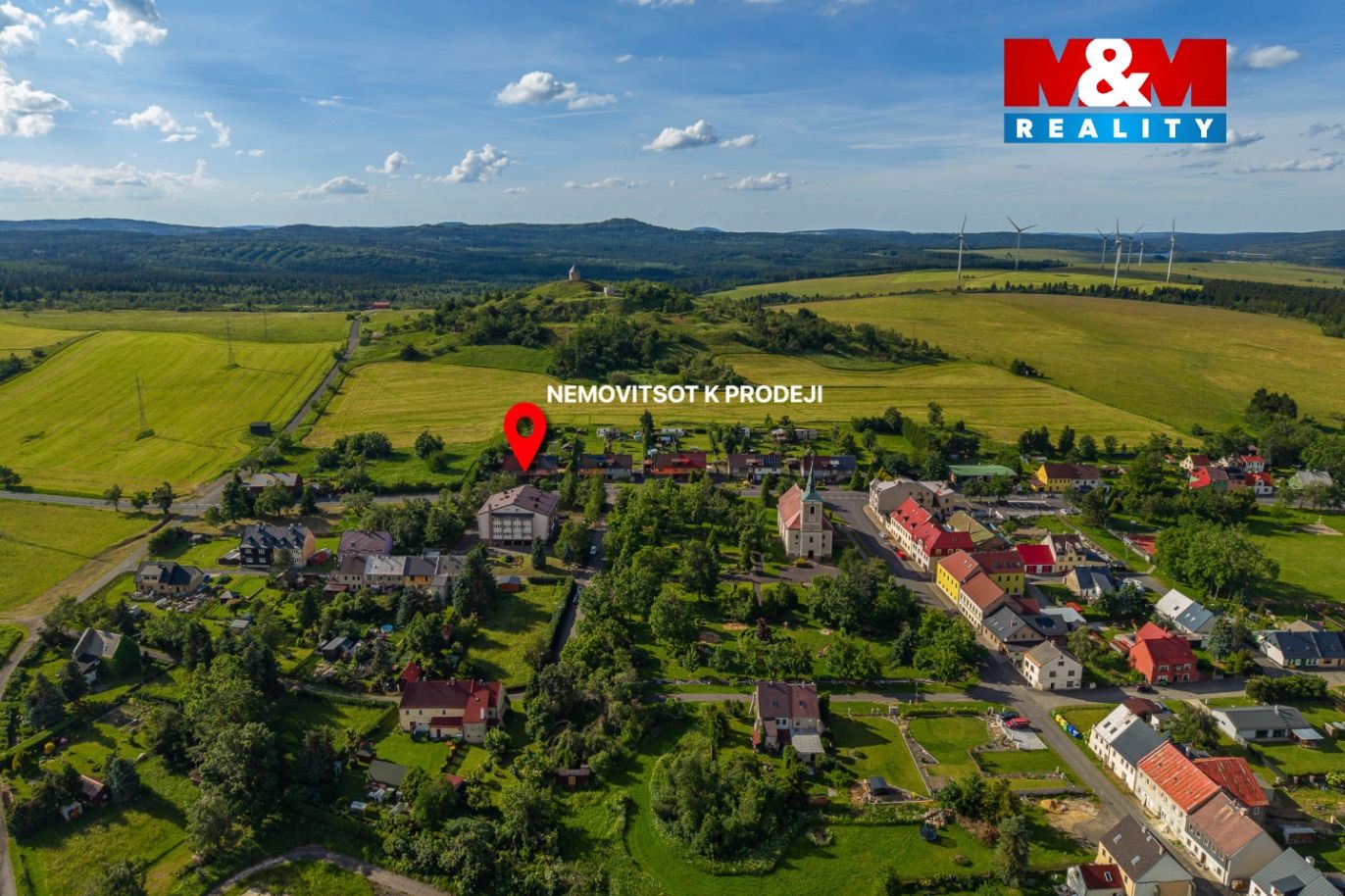 Prodej bytu 3+1, 70 m², Měděnec, ul. Náměstí