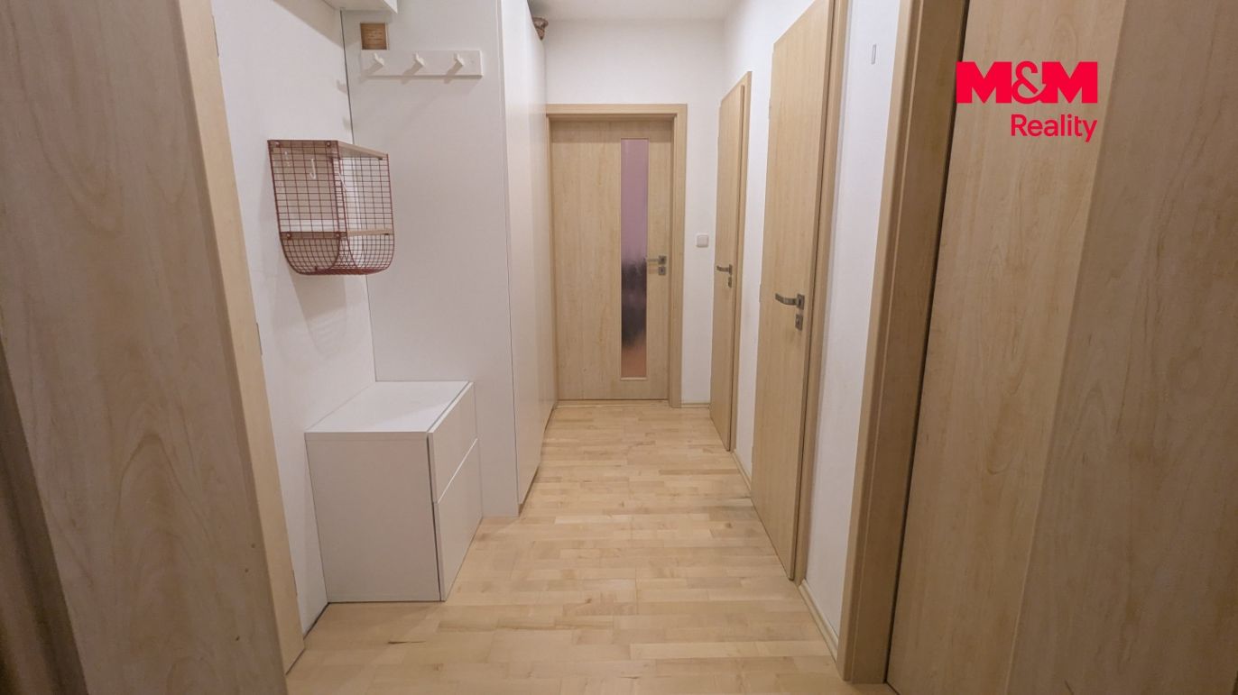 chodba1, stašnice.jpg