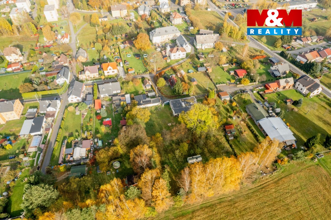 Letecký pohled na dům a okolí