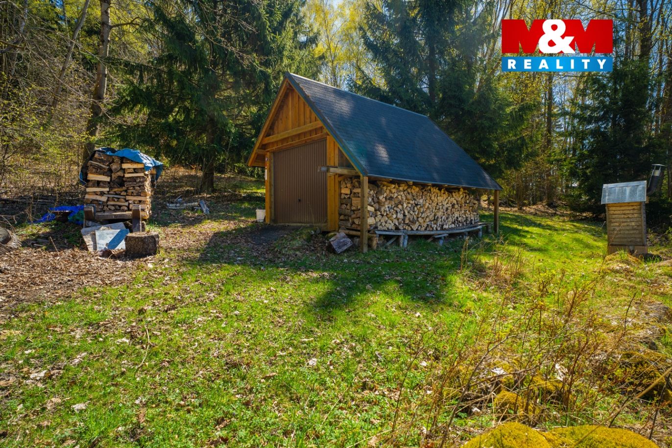 Garáž/drevník