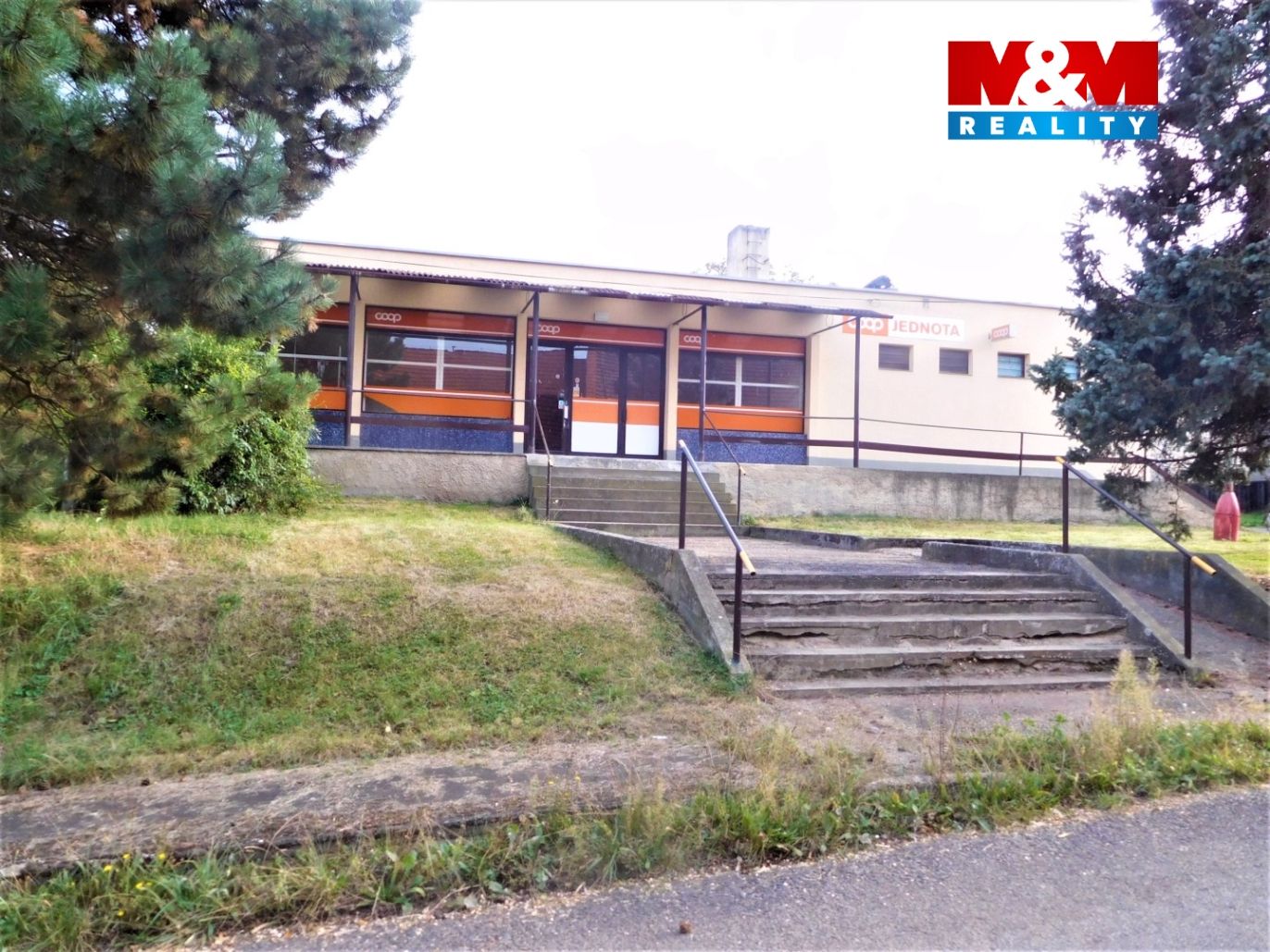 pohled z ulice