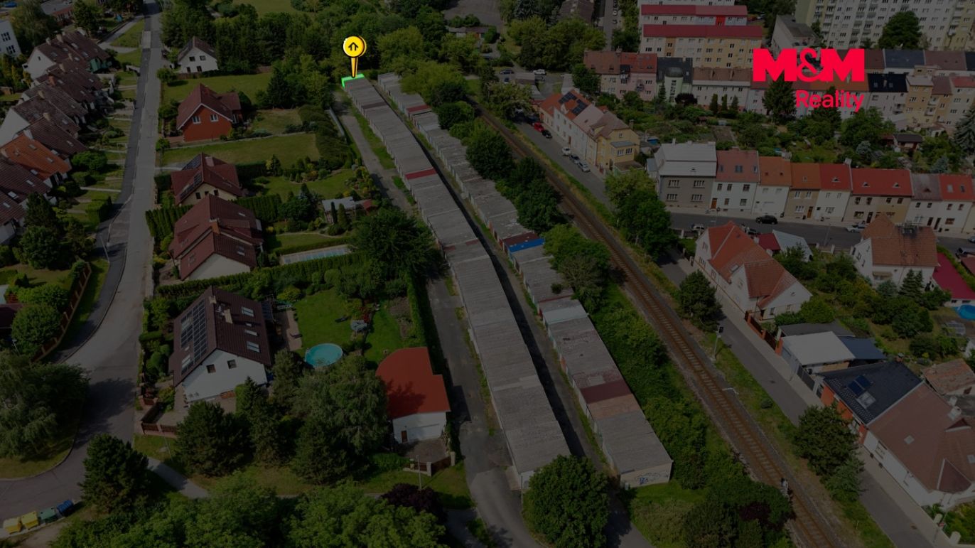 Garáž