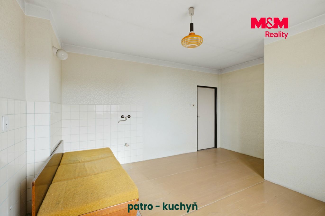 Realitní fotografie - Skřivaň - Martin Přibyl - 16 - text.jpg