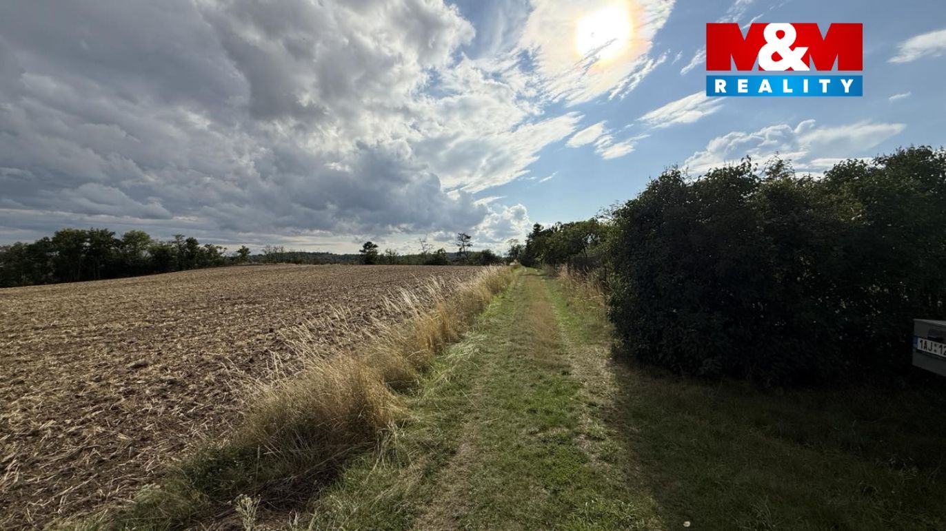 Příjezdová cesta