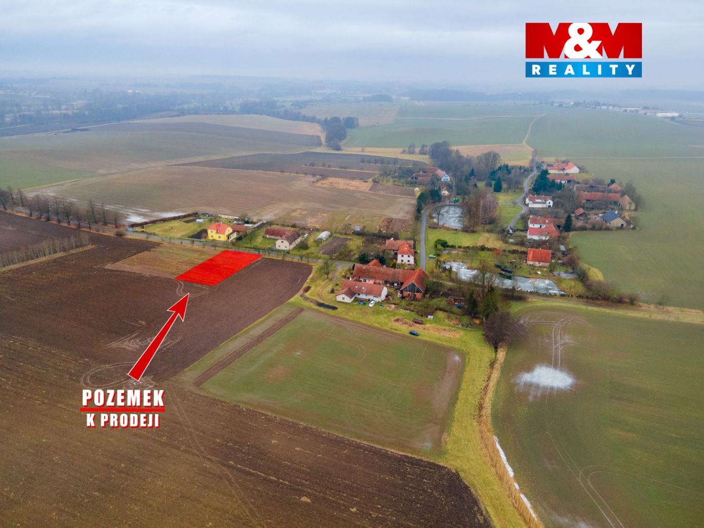 1 pozemek 1.jpg