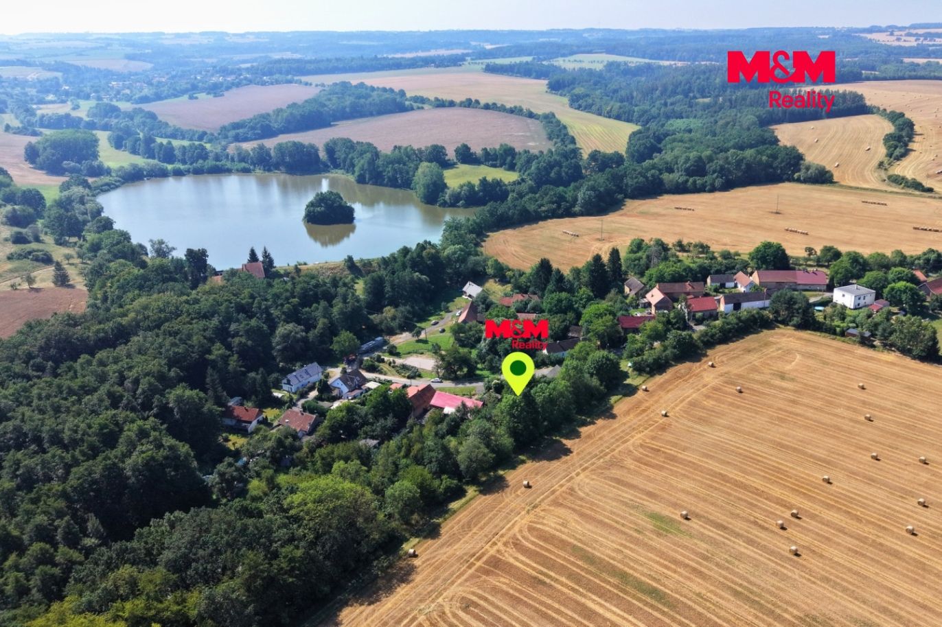 zahrada a okolí