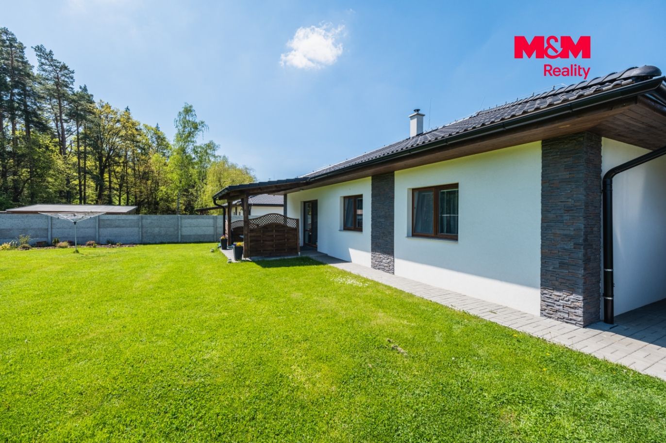 Prodej rodinného domu, 133 m², Mukařov, ul. K Památníku