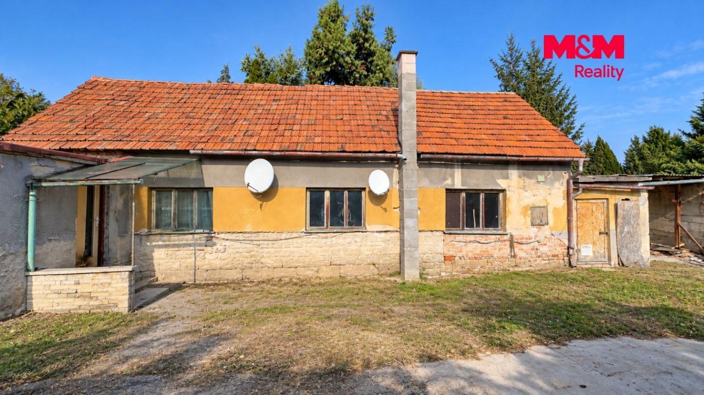 Dům
