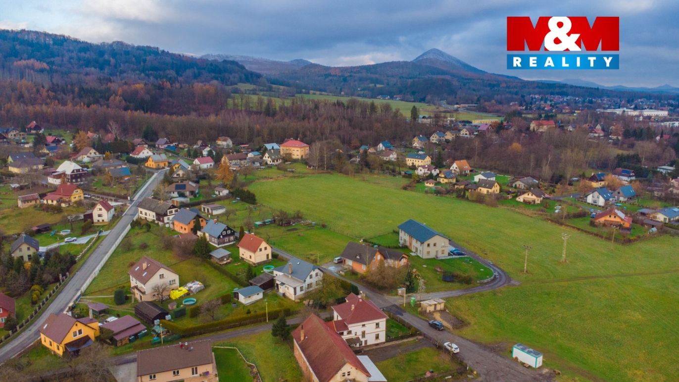 Pohled na pozemek